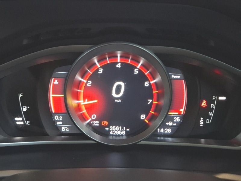 Used Volvo V40 2017 for sale - 77154981: Photo 11