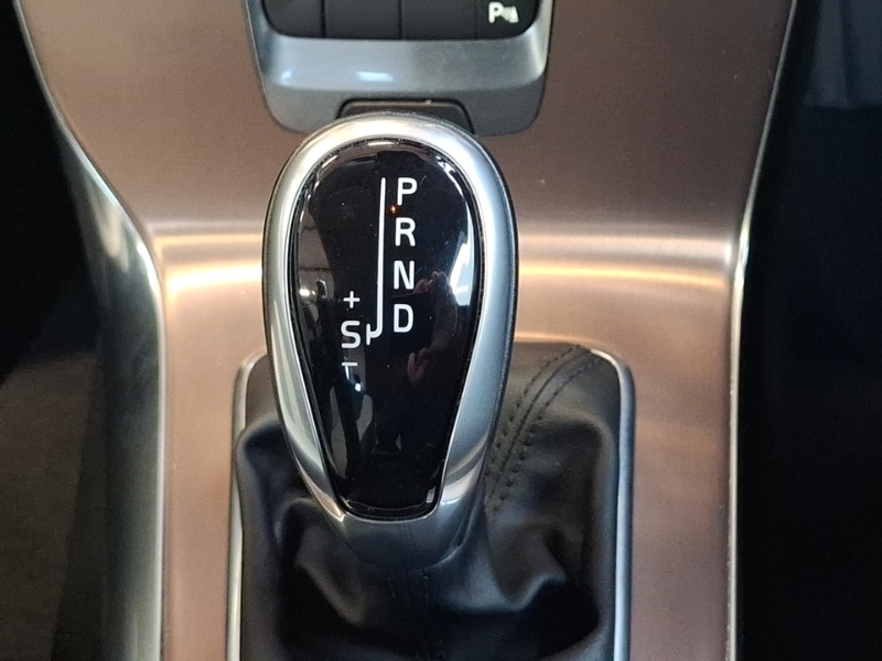 Used Volvo V40 2017 for sale - 77154981: Photo 14