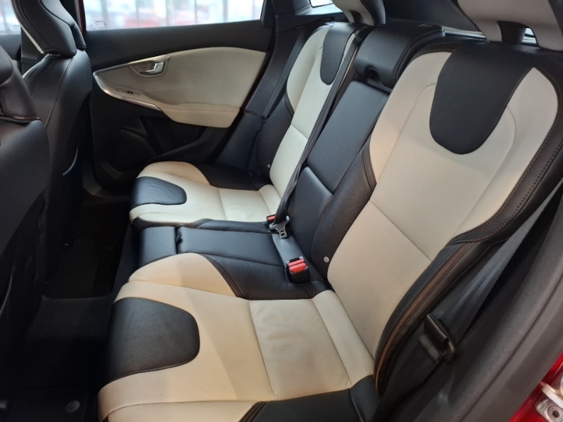 Used Volvo V40 2017 for sale - 77154981: Photo 6