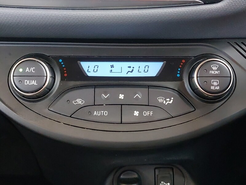 Used Toyota Yaris 2017 for sale - 76375341: Photo 13