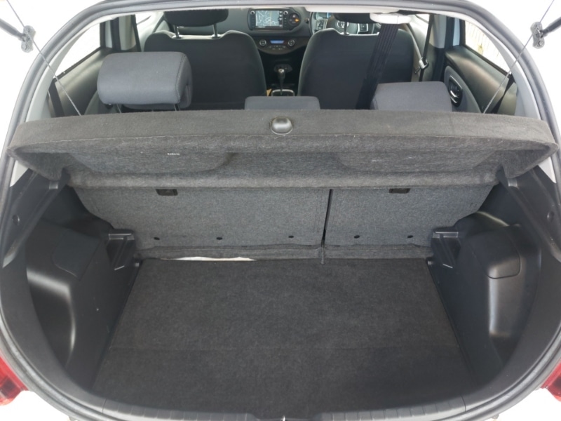 Used Toyota Yaris 2017 for sale - 76375341: Photo 8