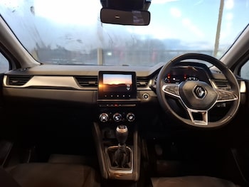 Used Renault Captur 2022 for sale - 77573252: Photo