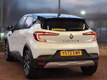 Used Renault Captur 2022 for sale - 77573252: Photo