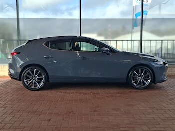 Used Mazda Mazda3 2019 for sale - 78125748: Photo