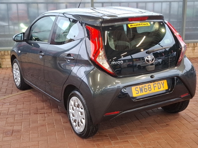 Used Toyota AYGO 2019 for sale - 77343120: Photo 3