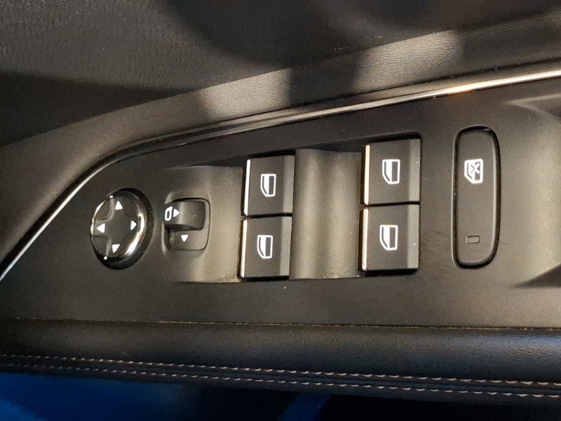 Used Peugeot 3008 2023 for sale - 77992441: Photo 17