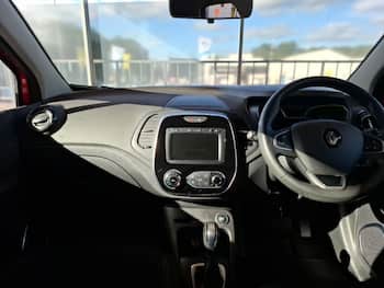 Used Renault Captur 2019 for sale - 79817280: Photo