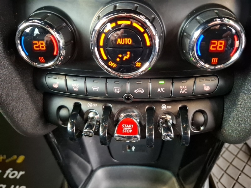 Used MINI Hatch 2019 for sale - 77596817: Photo 12