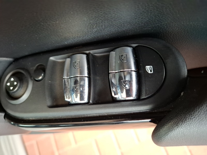 Used MINI Hatch 2019 for sale - 77596817: Photo 13