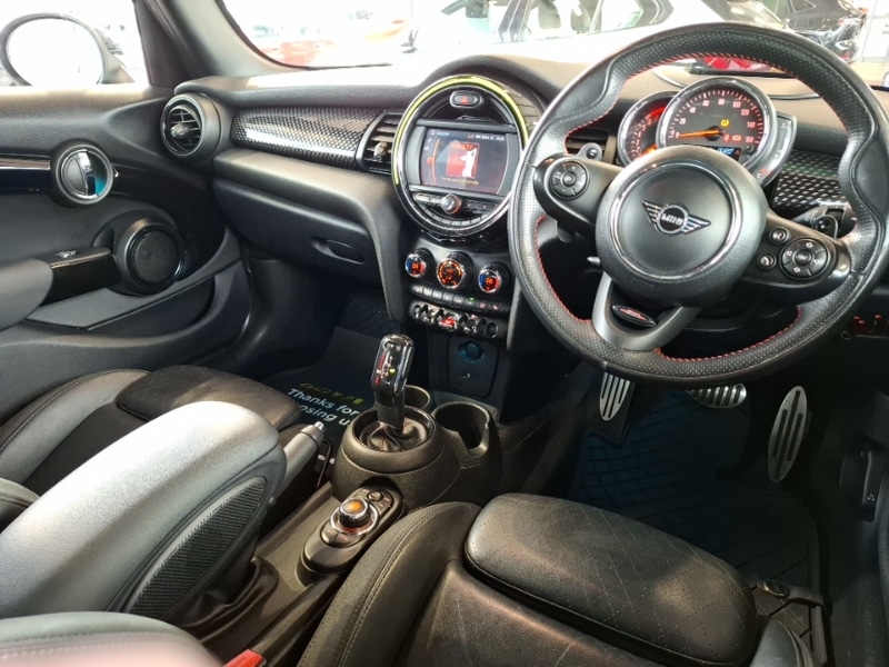 Used MINI Hatch 2019 for sale - 77596817: Photo 17