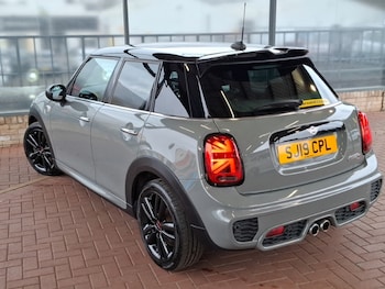 Used MINI Hatch 2019 for sale - 77596817: Photo