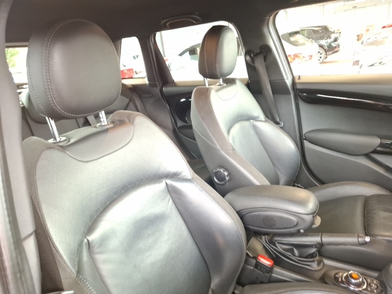 Used MINI Hatch 2019 for sale - 77596817: Photo 5