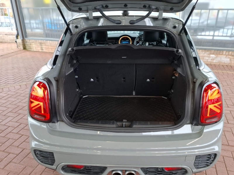 Used MINI Hatch 2019 for sale - 77596817: Photo 8