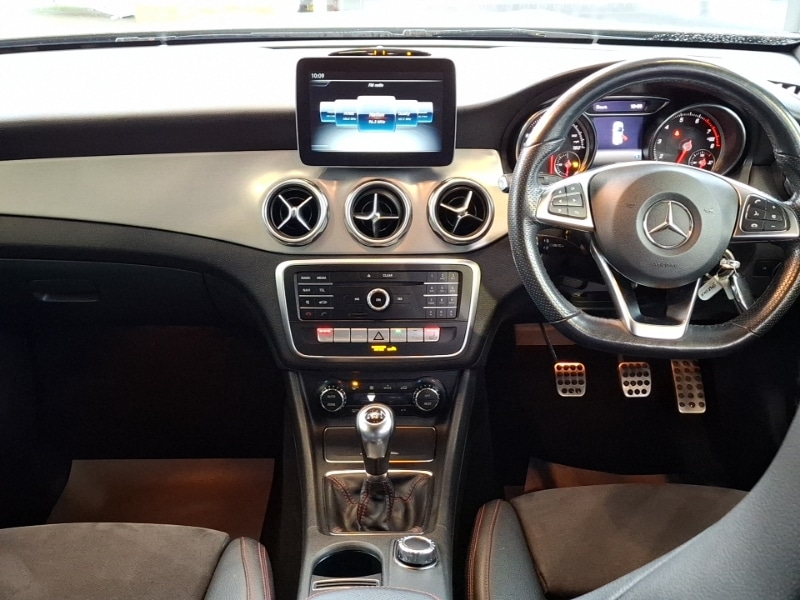 Used Mercedes-Benz GLA 2018 for sale - 77689740: Photo 2