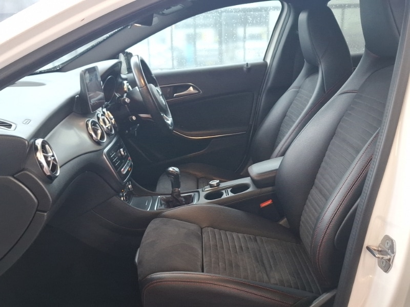 Used Mercedes-Benz GLA 2018 for sale - 77689740: Photo 5