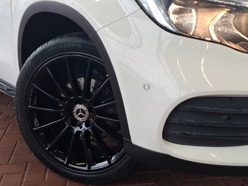 Used Mercedes-Benz GLA 2018 for sale - 77689740: Photo 9