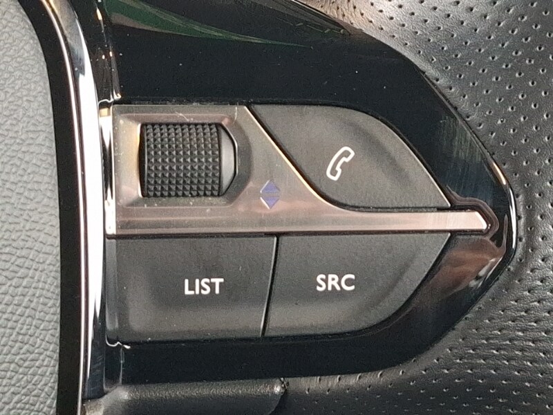 Used Peugeot 2008 2022 for sale - 77652250: Photo 13