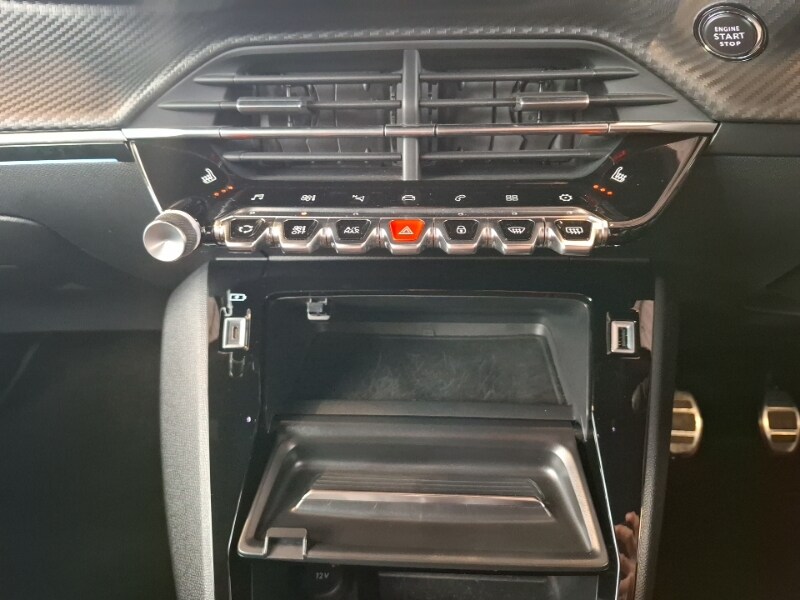 Used Peugeot 2008 2022 for sale - 77652250: Photo 17