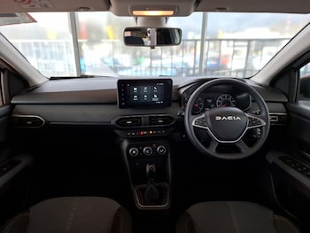 Used Dacia Sandero Stepway 2024 for sale - 78230346: Photo