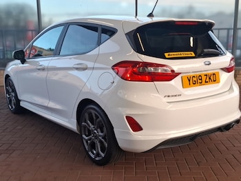 Used Ford Fiesta 2019 for sale - 77947928: Photo