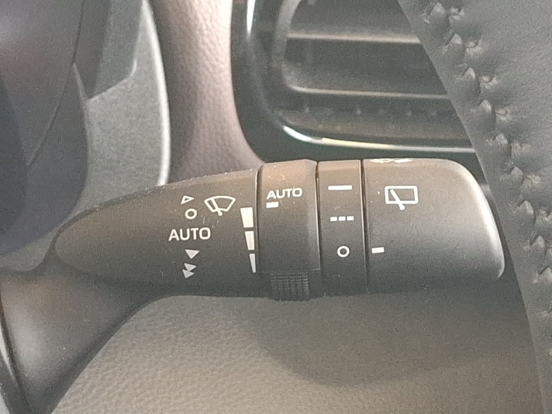 Used Toyota Yaris Cross 2023 for sale - 77424504: Photo 15