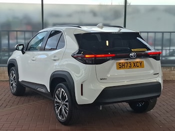 Used Toyota Yaris Cross 2023 for sale - 77424504: Photo