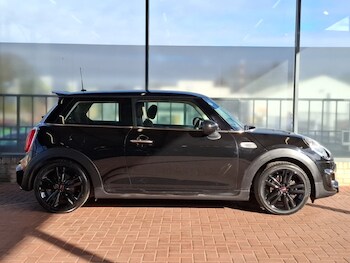 Used MINI Hatch 2017 for sale - 77823126: Photo