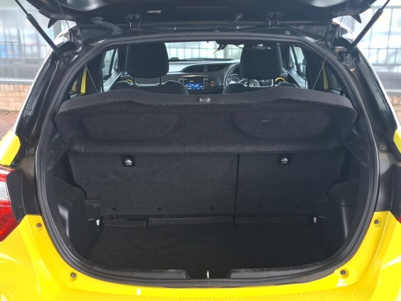 Used Toyota Yaris 2018 for sale - 78013547: Photo 8