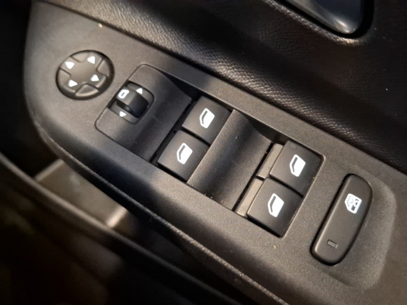 Used Vauxhall Corsa 2023 for sale - 76451054: Photo 16