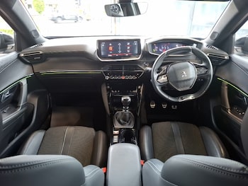 Used Peugeot 2008 2021 for sale - 79393626: Photo
