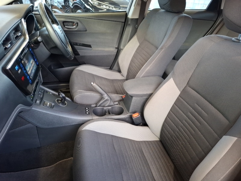 Used Toyota Auris 2017 for sale - 76963907: Photo 5