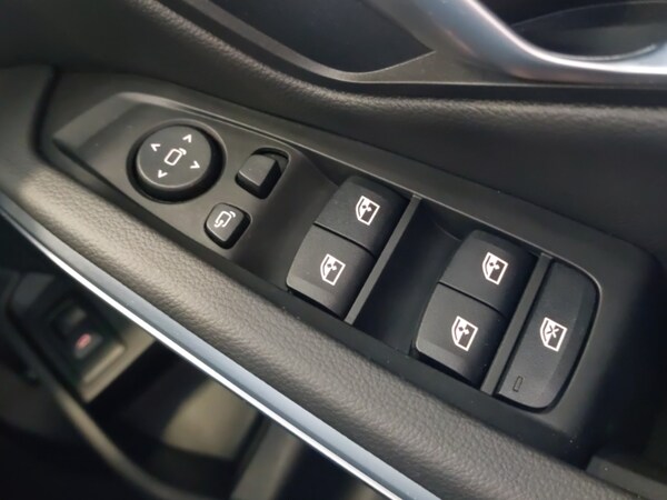 Used BMW 3 Series 2024 for sale - 76264791: Photo 15