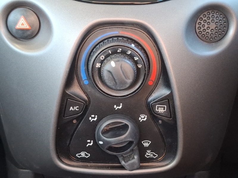 Used Toyota AYGO 2019 for sale - 76311513: Photo 13
