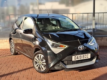 2019 - 1.0 VVT-i X-Play 5dr
