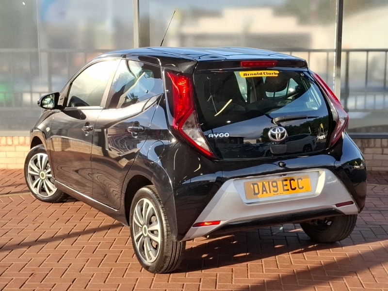 Used Toyota AYGO 2019 for sale - 76311513: Photo 3