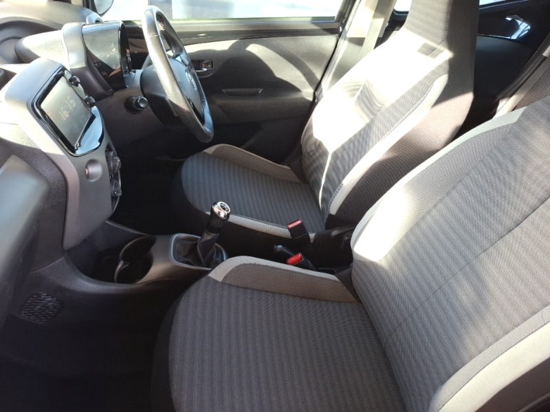 Used Toyota AYGO 2019 for sale - 76311513: Photo 5