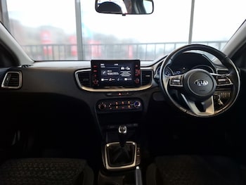 Used Kia Ceed 2020 for sale - 77702313: Photo
