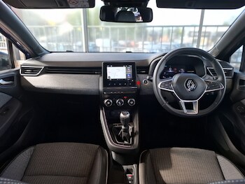 Used Renault Clio 2023 for sale - 78460417: Photo