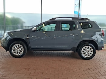 Used Dacia Duster 2023 for sale - 78895842: Photo