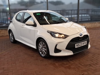 Used Toyota Yaris 2023 for sale - 79578677: Photo