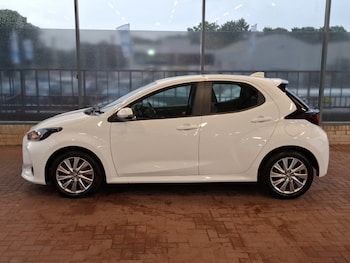 Used Toyota Yaris 2023 for sale - 79578677: Photo