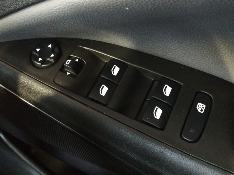 Used Vauxhall Crossland X 2019 for sale - 77073576: Photo 16