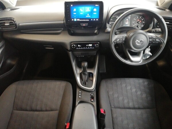 Used Mazda Mazda2 HYBRID 2024 for sale - 76160767: Photo 2