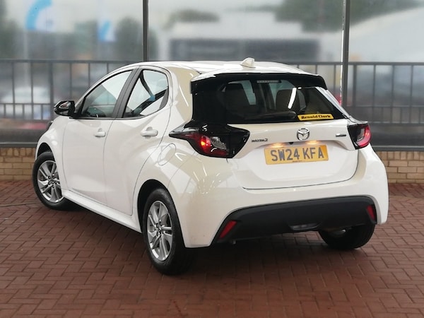 Used Mazda Mazda2 HYBRID 2024 for sale - 76160767: Photo 3
