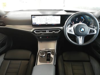 Used BMW 3 Series 2024 for sale - 76053939: Photo 2