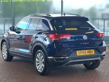 Used Volkswagen T-Roc 2018 for sale - 78446984: Photo