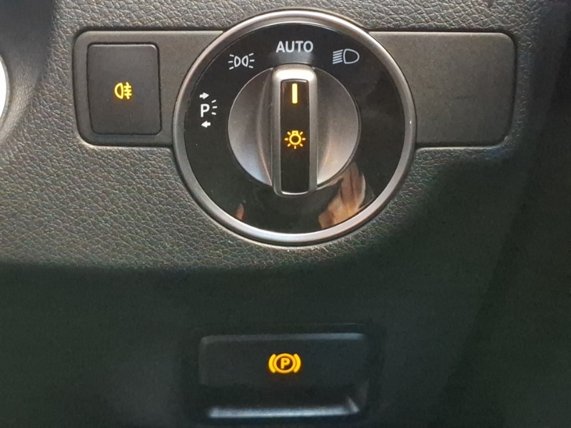 Used Mercedes-Benz A-Class 2018 for sale - 77476018: Photo 16