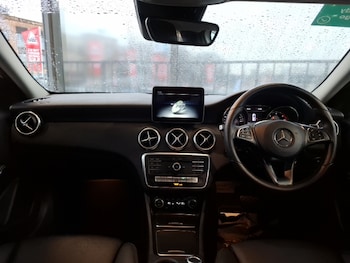 Used Mercedes-Benz A-Class 2018 for sale - 77476018: Photo