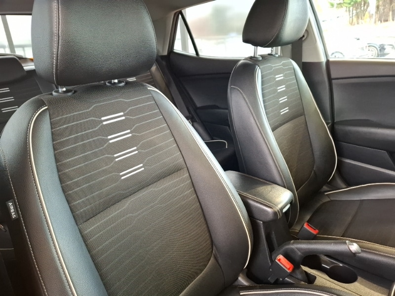 Used Kia Stonic 2023 for sale - 77596732: Photo 17