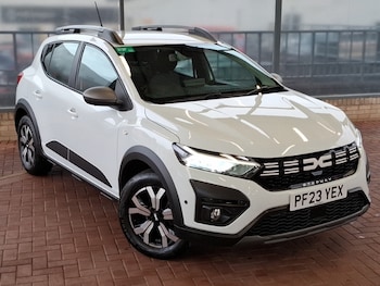 Used Dacia Sandero Stepway 2023 for sale - 77300155: Photo